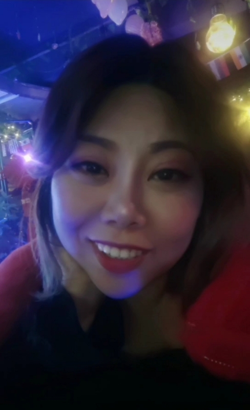 收快递的费仙女的第一张照片--亳州中老年相亲网